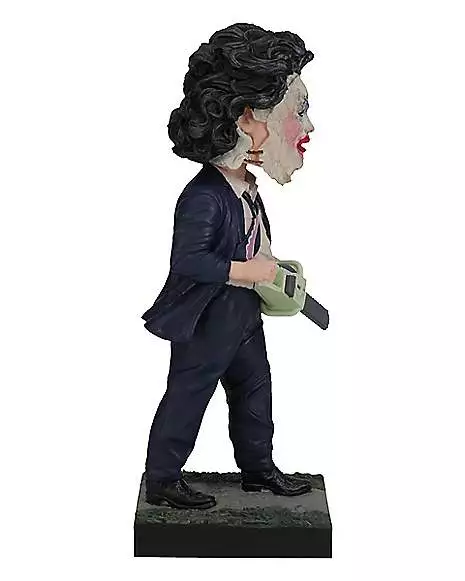 Leatherface Pretty Woman Mask Bobblehead Statue - The Texas Chainsaw M 7 Leatherface Pretty Woman Mask Bobblehead Statue - The Texas Chainsaw M - Image 5