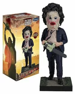 Leatherface Pretty Woman Mask Bobblehead Statue - The Texas Chainsaw M 15 Leatherface Pretty Woman Mask Bobblehead Statue - The Texas Chainsaw M -Halloween Sales 01600295 g